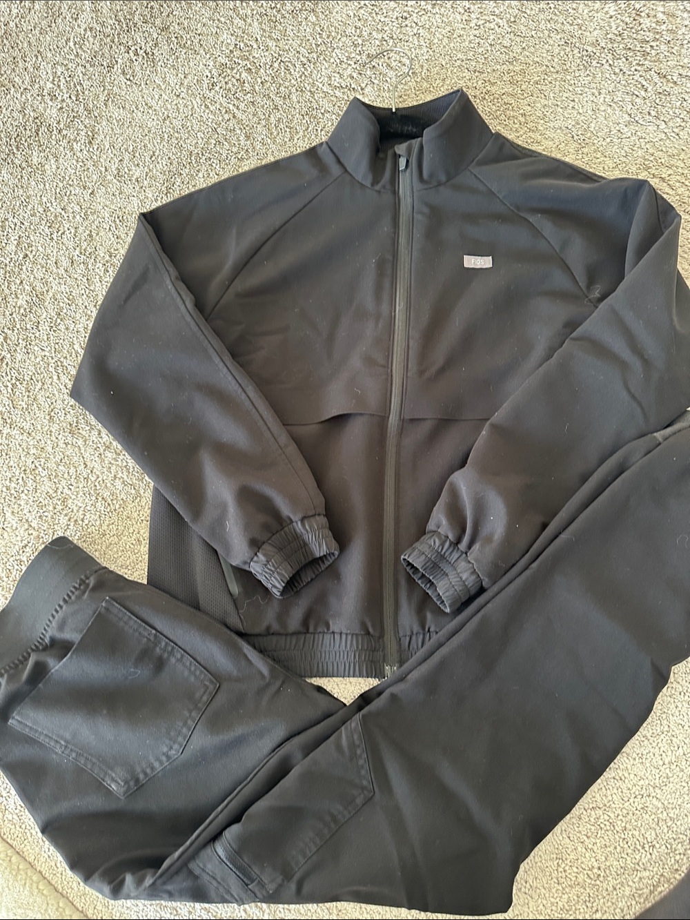 Figs Black Sydney Full-Zip Jacket XS and Zamora black joggers XXS